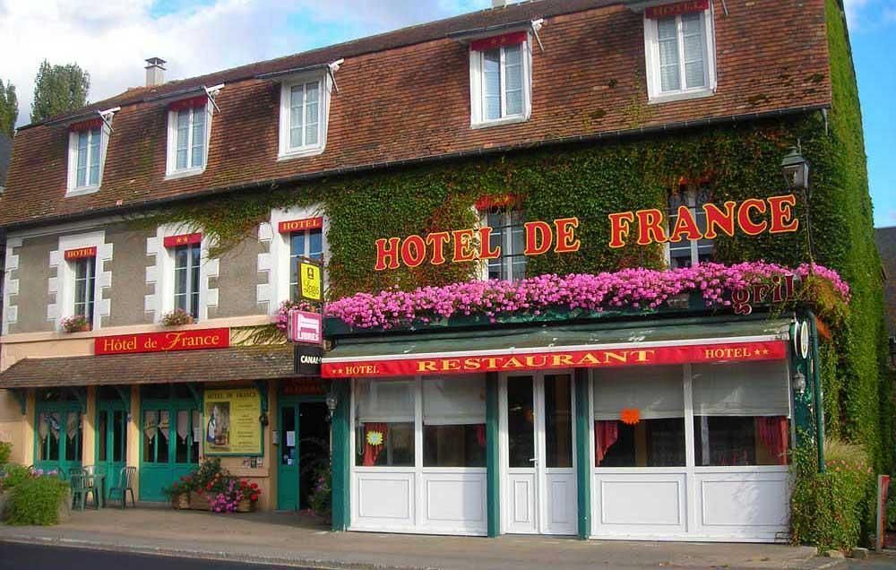 Logis Hotel De France Restaurant Grill Domfront  Exteriér fotografie