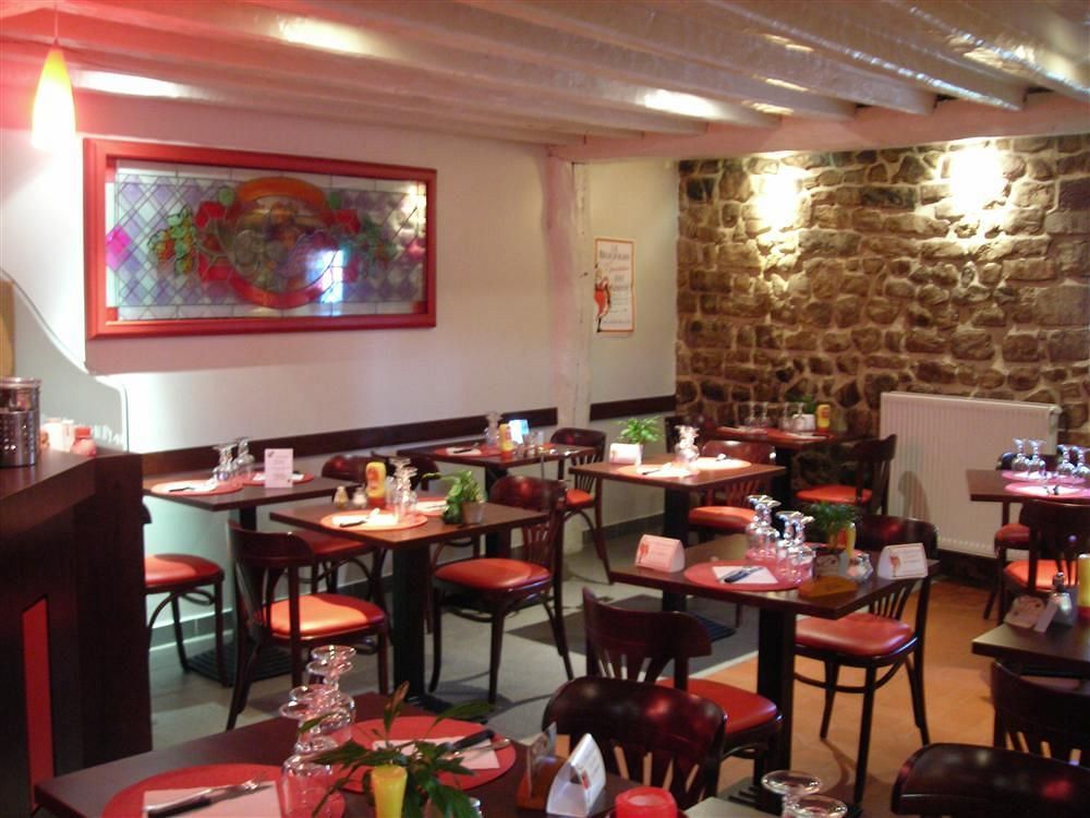 Logis Hotel De France Restaurant Grill Domfront  Exteriér fotografie