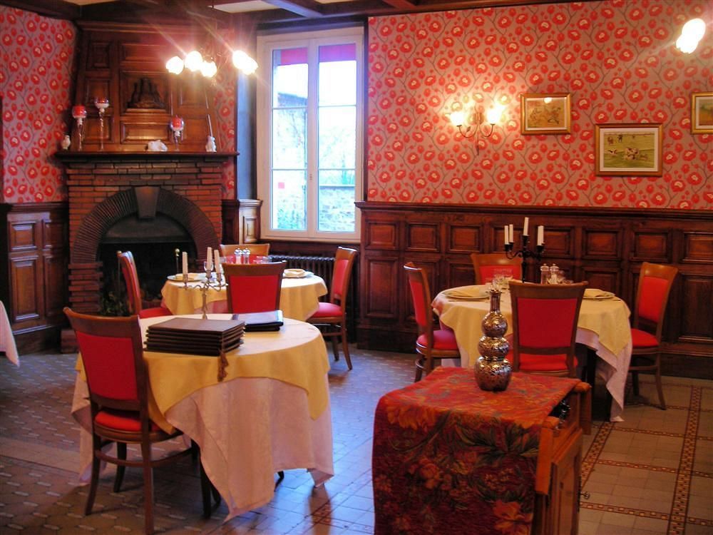 Logis Hotel De France Restaurant Grill Domfront  Exteriér fotografie
